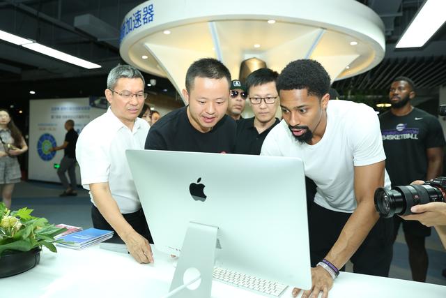NBA篮网球星丁威迪3400万买下的比特币如今市值多少<strong></p>
<p>比特币最新价格</strong>？