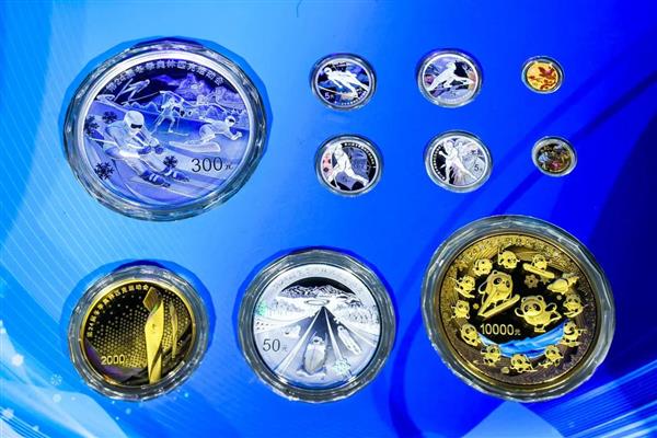 币奥网(彪王玻璃钢安全帽)